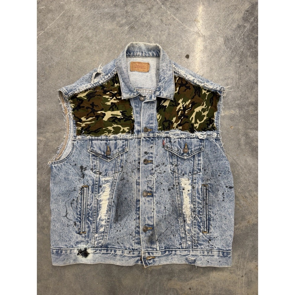 Vintage 70s 80s Levi's Denim Trucker Vest Distressed Sz L Biker Grunge Jean Camo